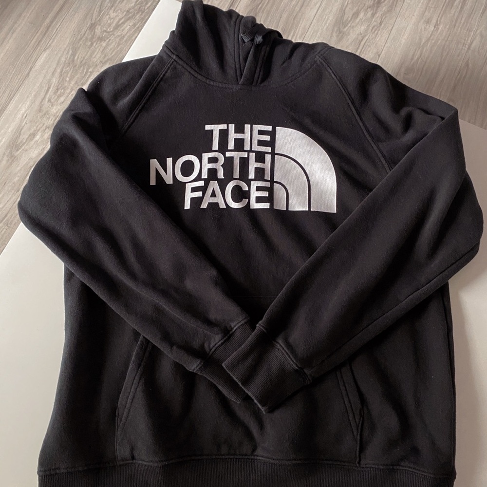 The North Face Pull Over